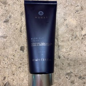 Monat Blow Out Cream 2oz & 4 samples